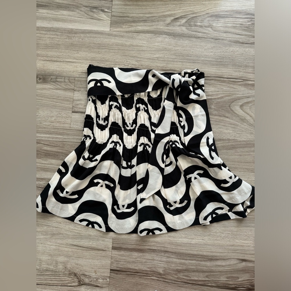 Chanel wave silk skirt Sz 34